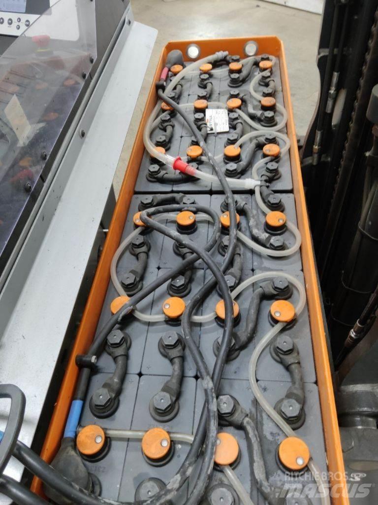 Still FM-X14 Chariot à mât rétractable