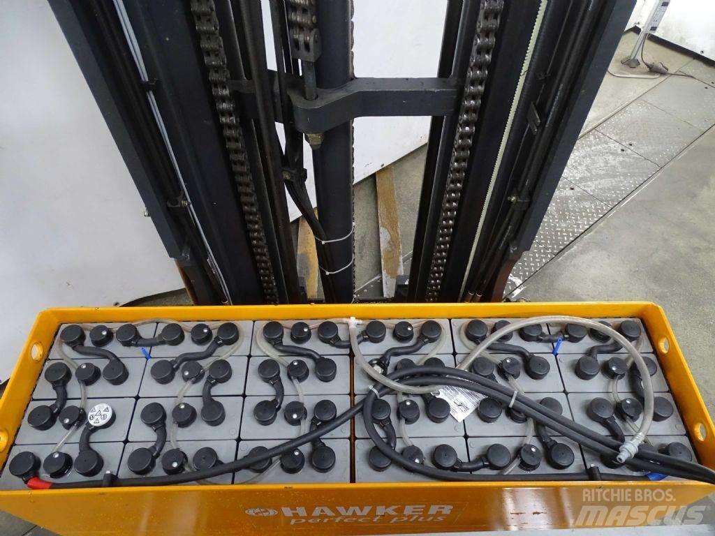 Still FM-X14 Chariot à mât rétractable
