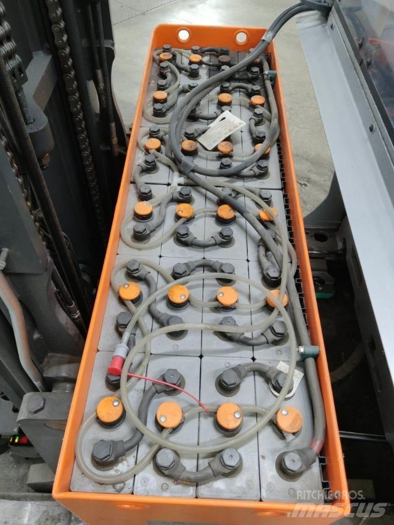 Still FM-X14 Chariot à mât rétractable
