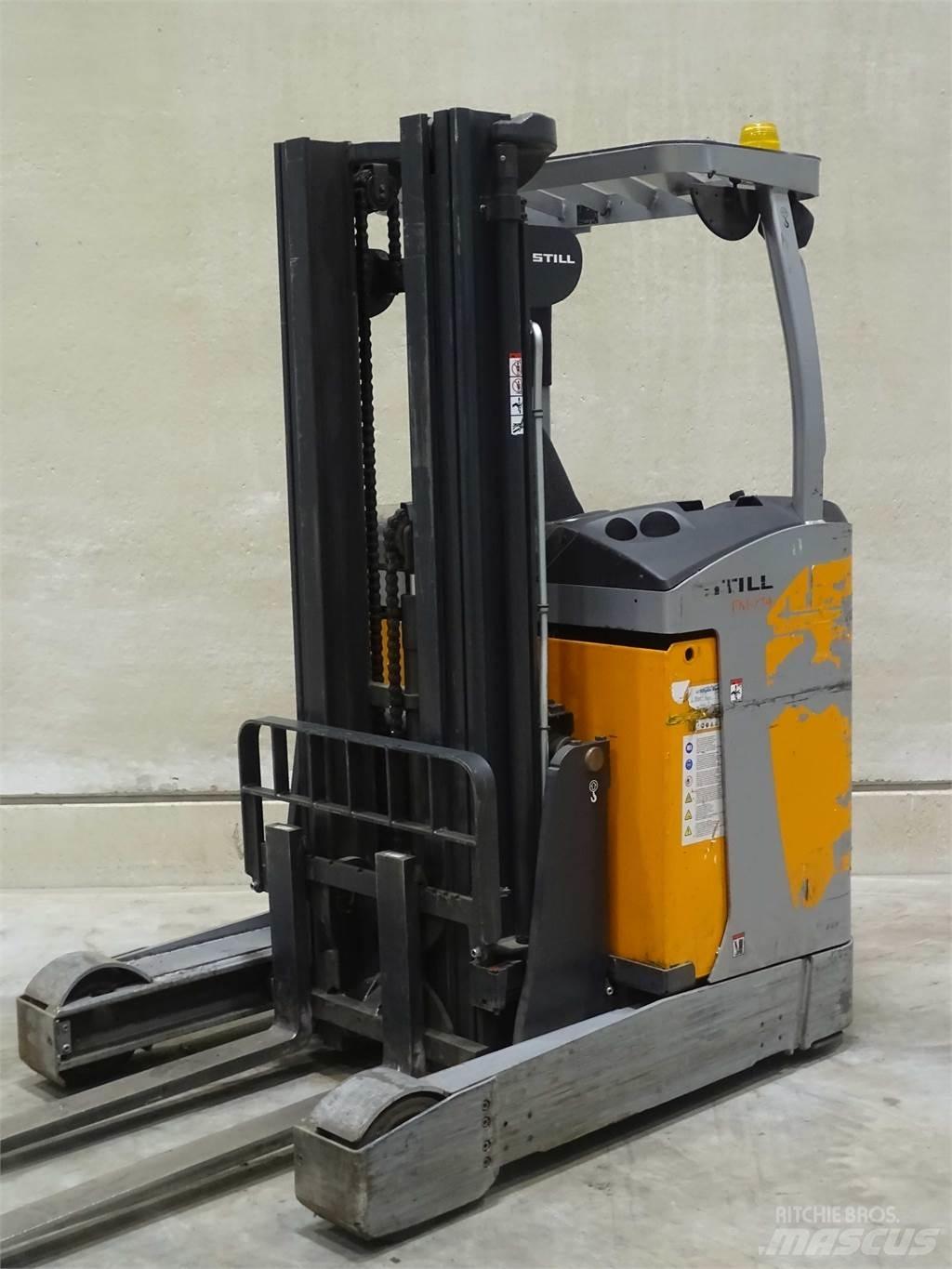 Still FM-X14 Chariot à mât rétractable