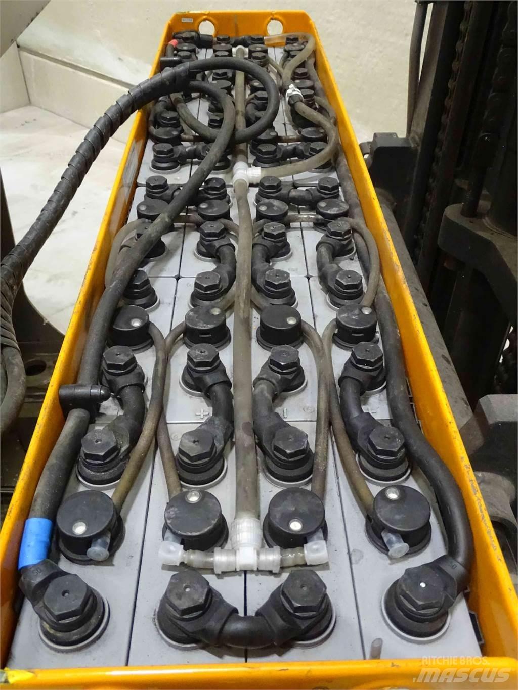 Still FM-X14 Chariot à mât rétractable