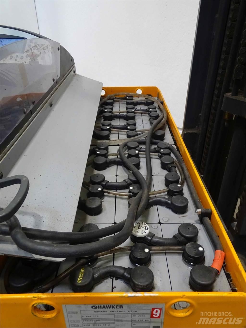 Still FM-X14 Chariot à mât rétractable