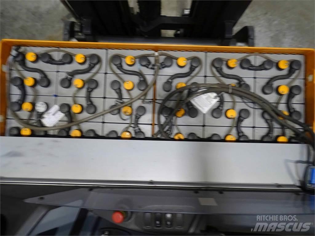 Still FM-X14 Chariot à mât rétractable