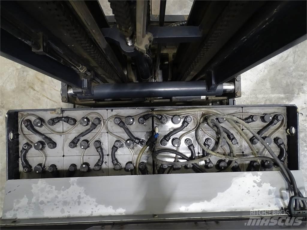 Still FM-X14 Chariot à mât rétractable