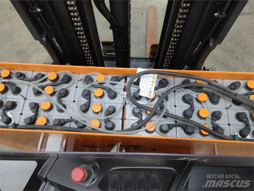 Still FM-X14 Chariot à mât rétractable