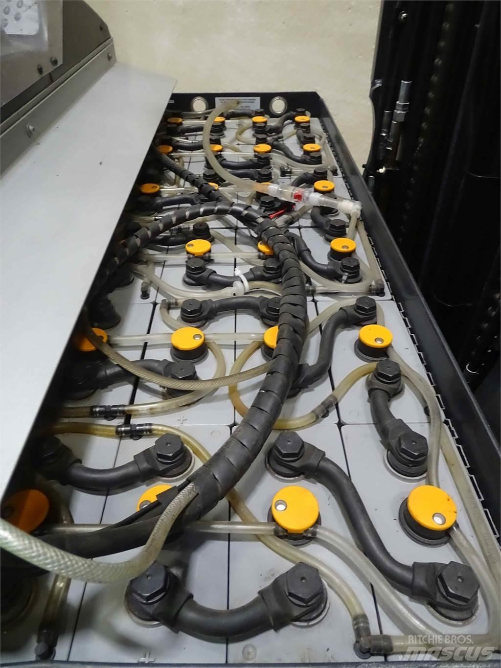 Still FM-X14 Chariot à mât rétractable
