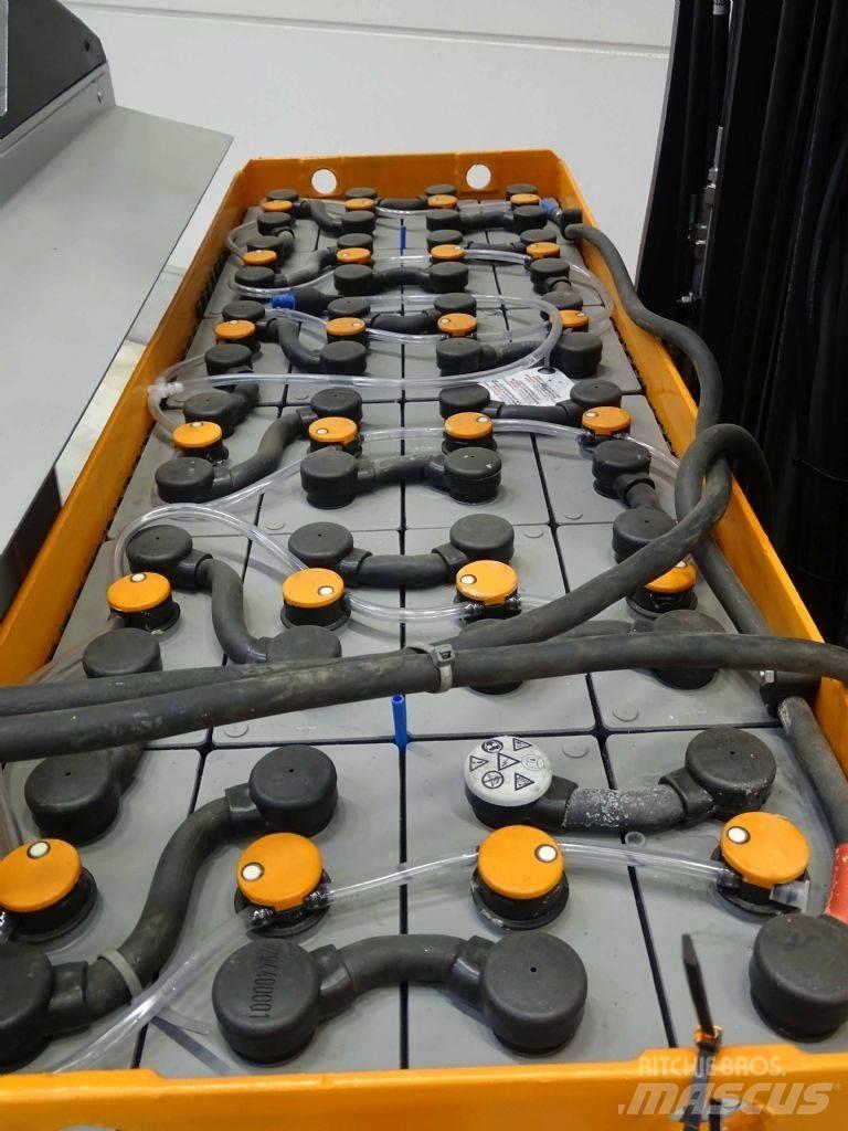 Still FM-X17 Chariot à mât rétractable