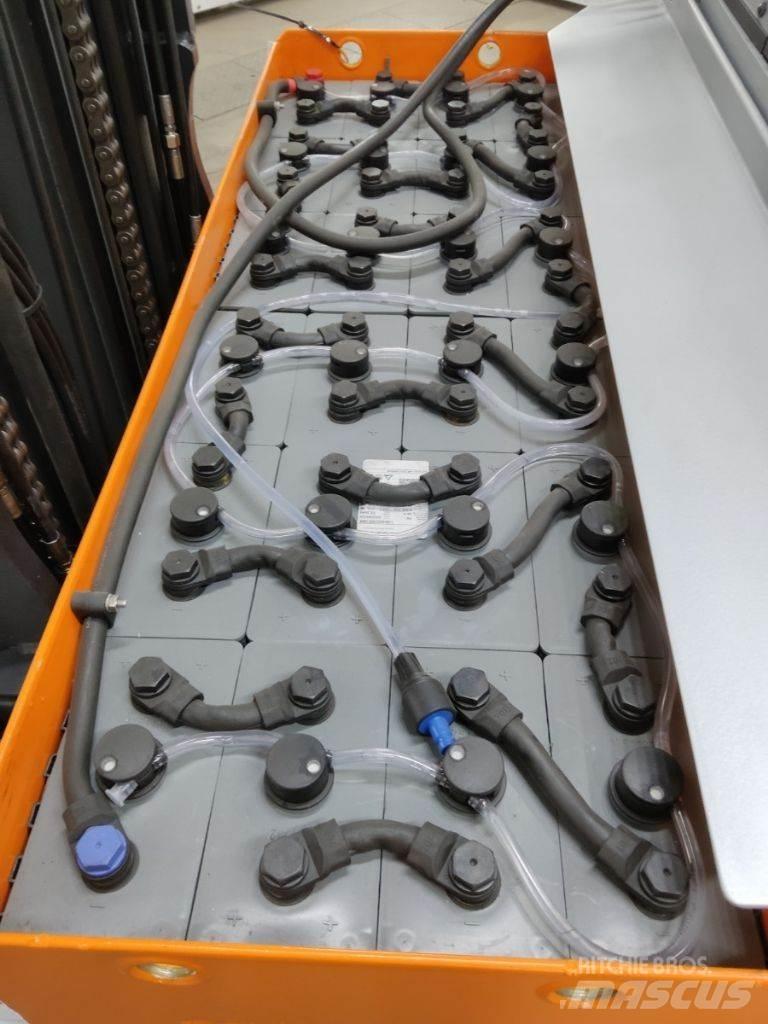 Still FM-X17 Chariot à mât rétractable