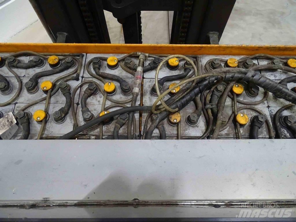 Still FM-X17 Chariot à mât rétractable