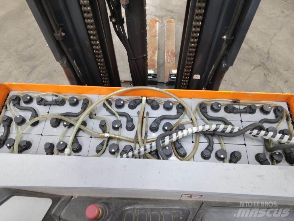 Still FM-X17 Chariot à mât rétractable