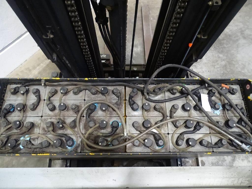 Still FM-X17 Chariot à mât rétractable
