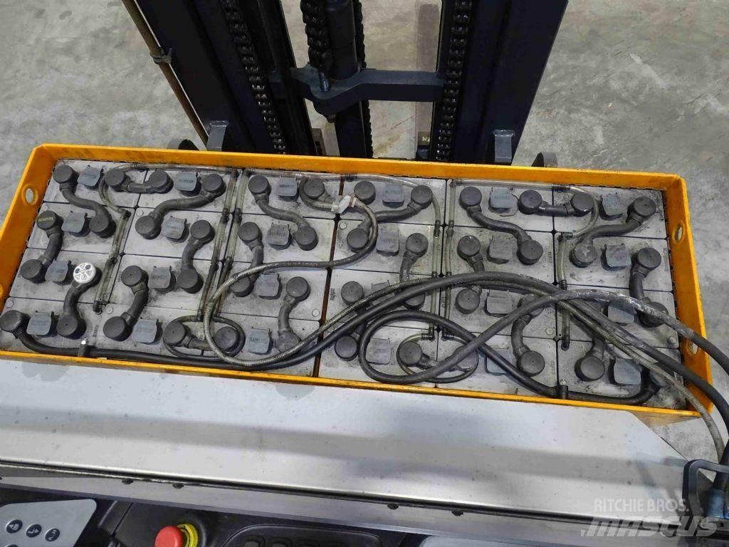 Still FM-X17 Chariot à mât rétractable