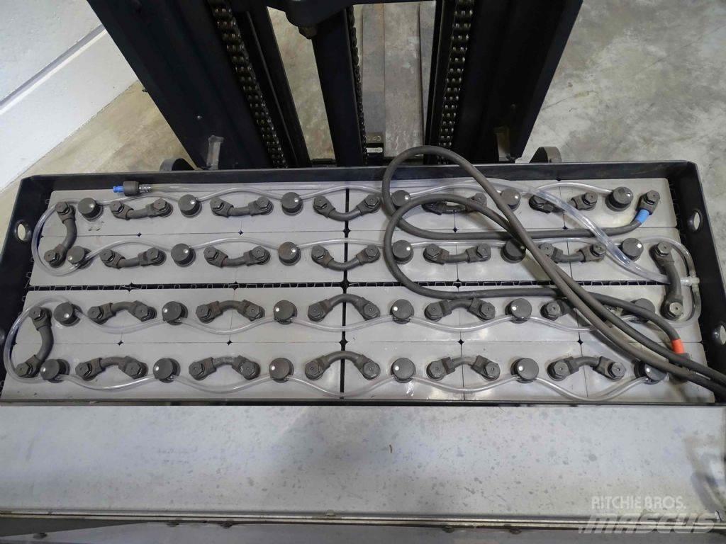 Still FM-X17 Chariot à mât rétractable