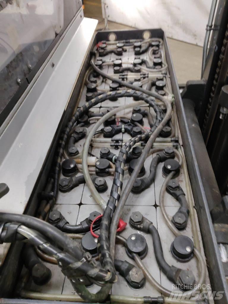 Still FM-X17 Chariot à mât rétractable