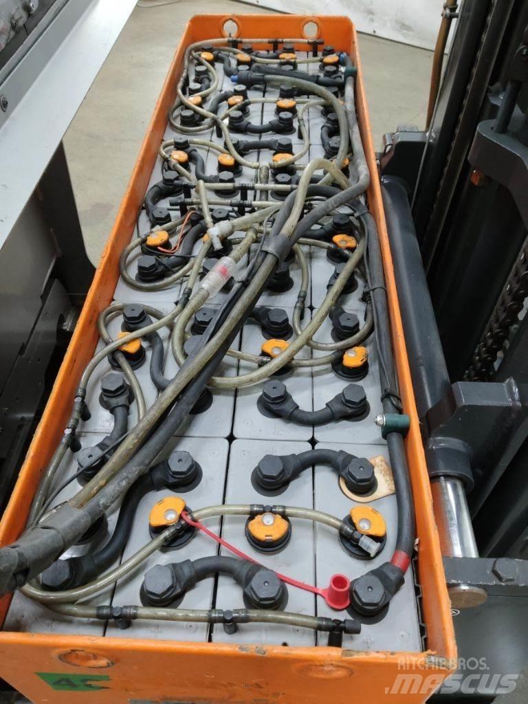 Still FM-X17 Chariot à mât rétractable