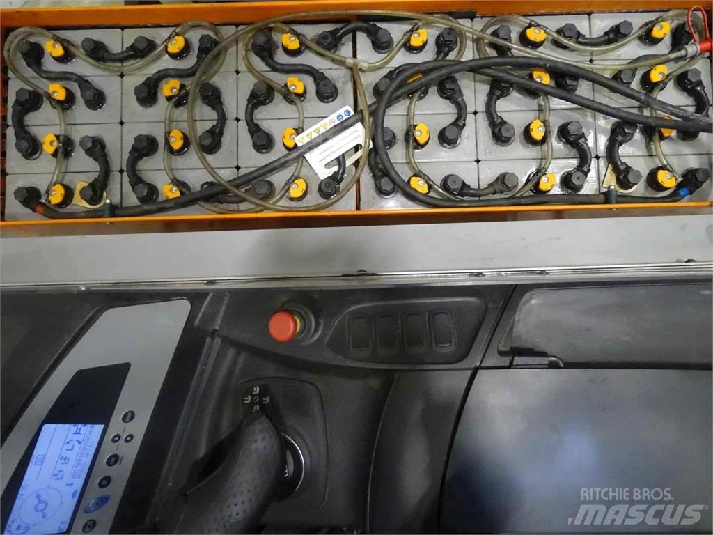 Still FM-X17 Chariot à mât rétractable