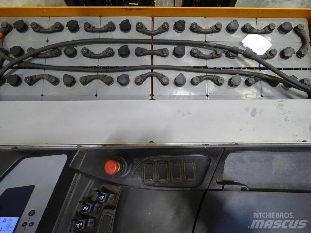 Still FM-X17 Chariot à mât rétractable