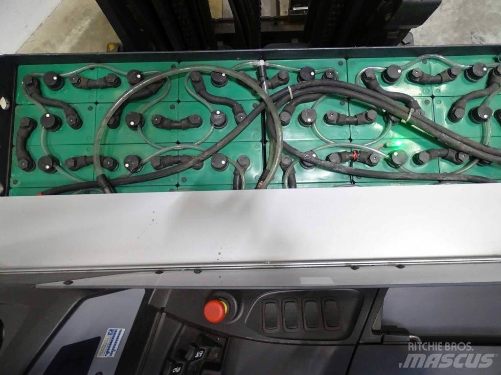 Still FM-X17 Chariot à mât rétractable