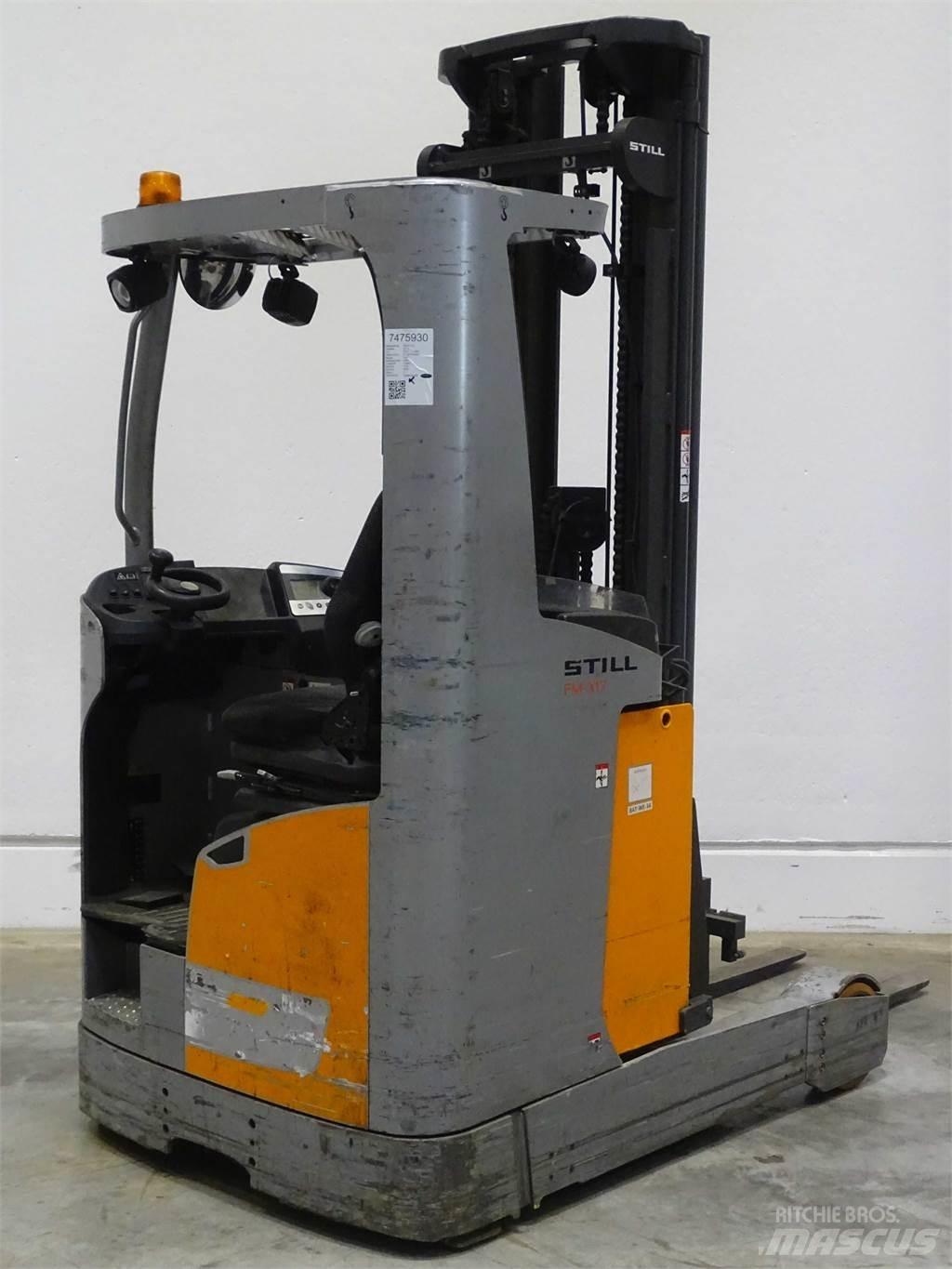 Still FM-X17 Chariot à mât rétractable