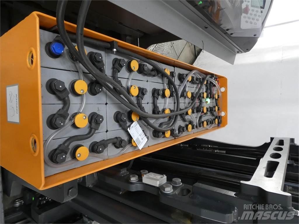Still FM-X17 Chariot à mât rétractable