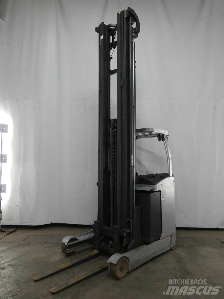 Still FM-X17 Chariot à mât rétractable