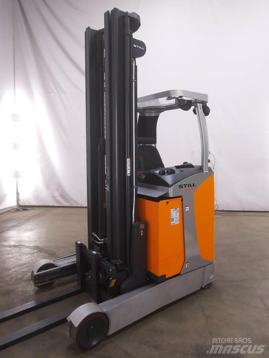 Still FM-X17 Chariot à mât rétractable