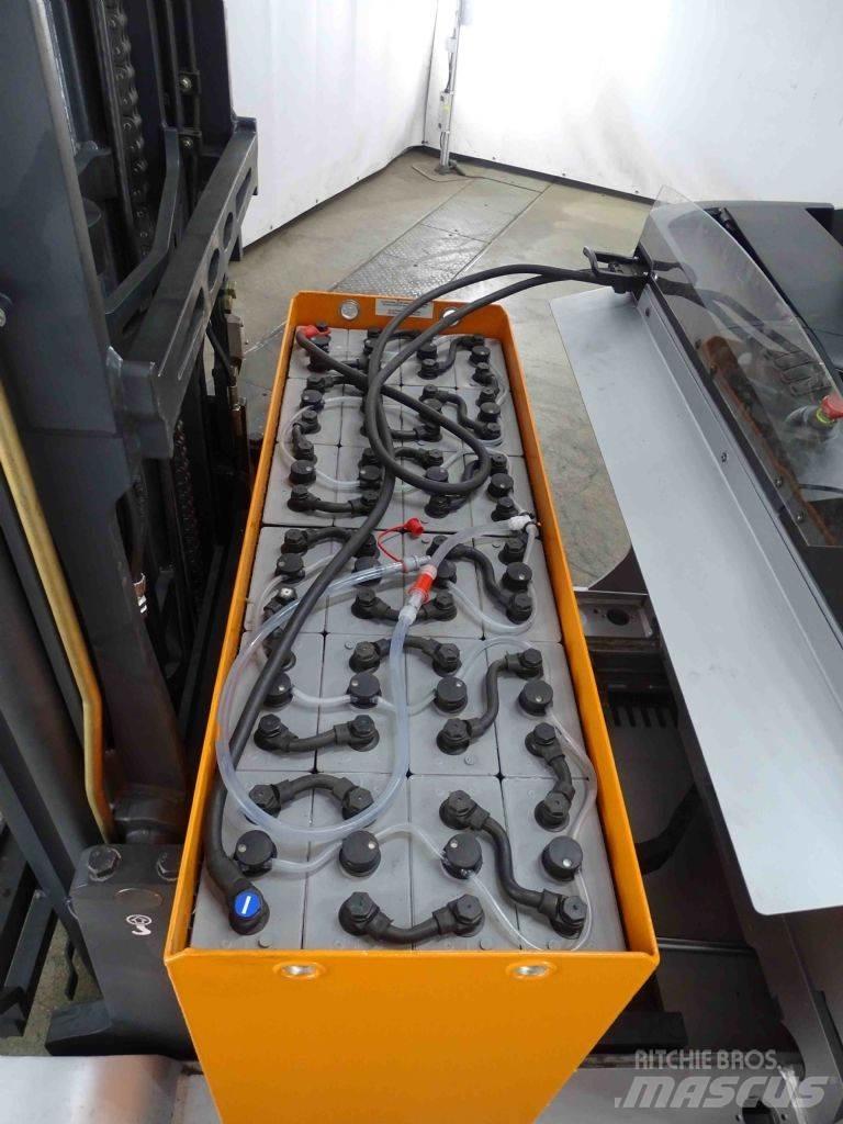 Still FM-X20 Chariot à mât rétractable