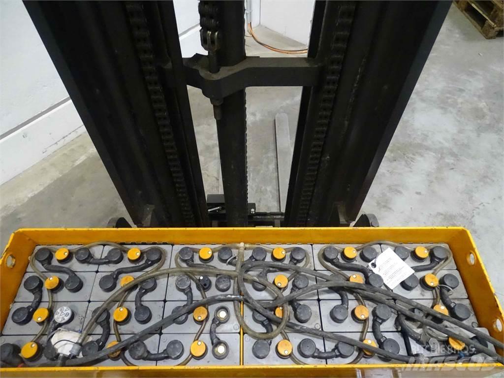 Still FM-X20 Chariot à mât rétractable