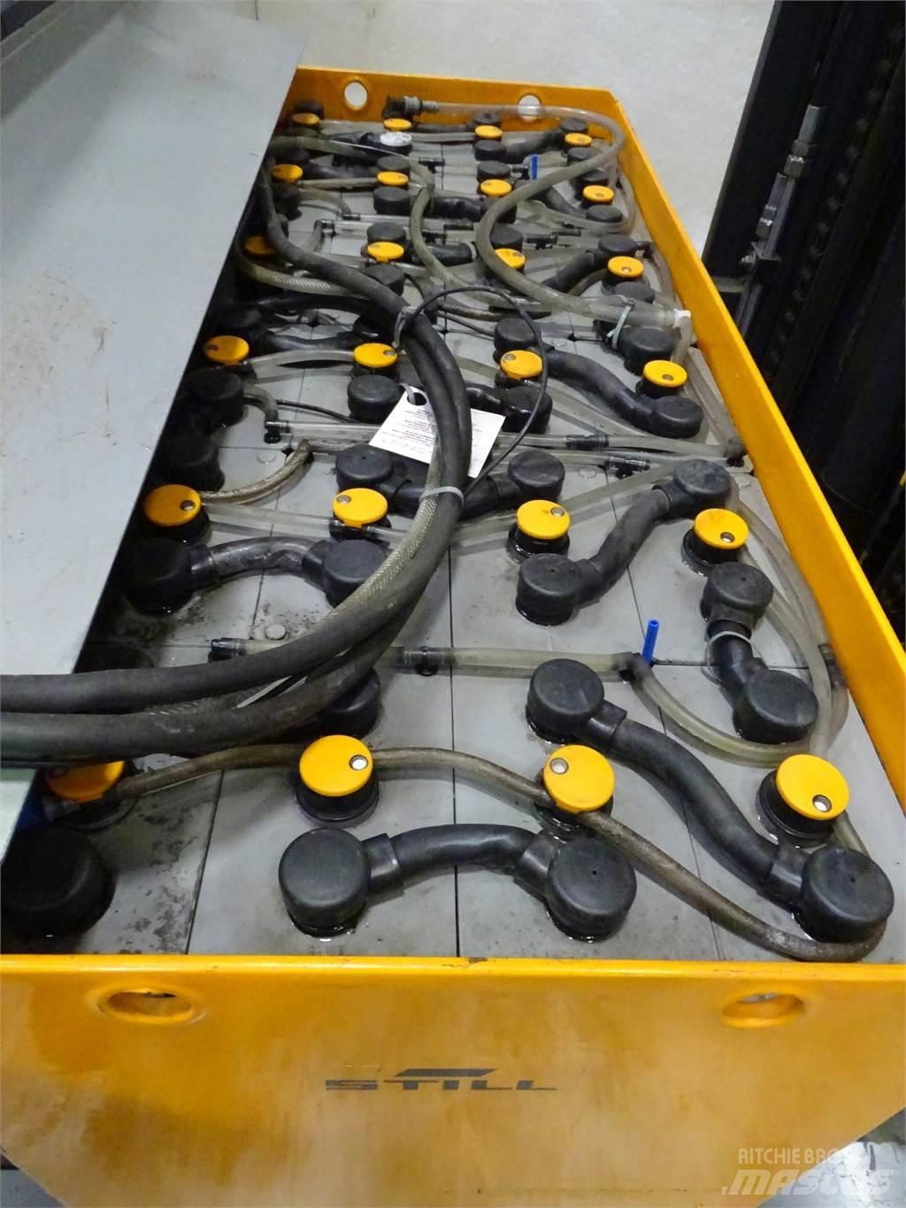 Still FM-X20 Chariot à mât rétractable