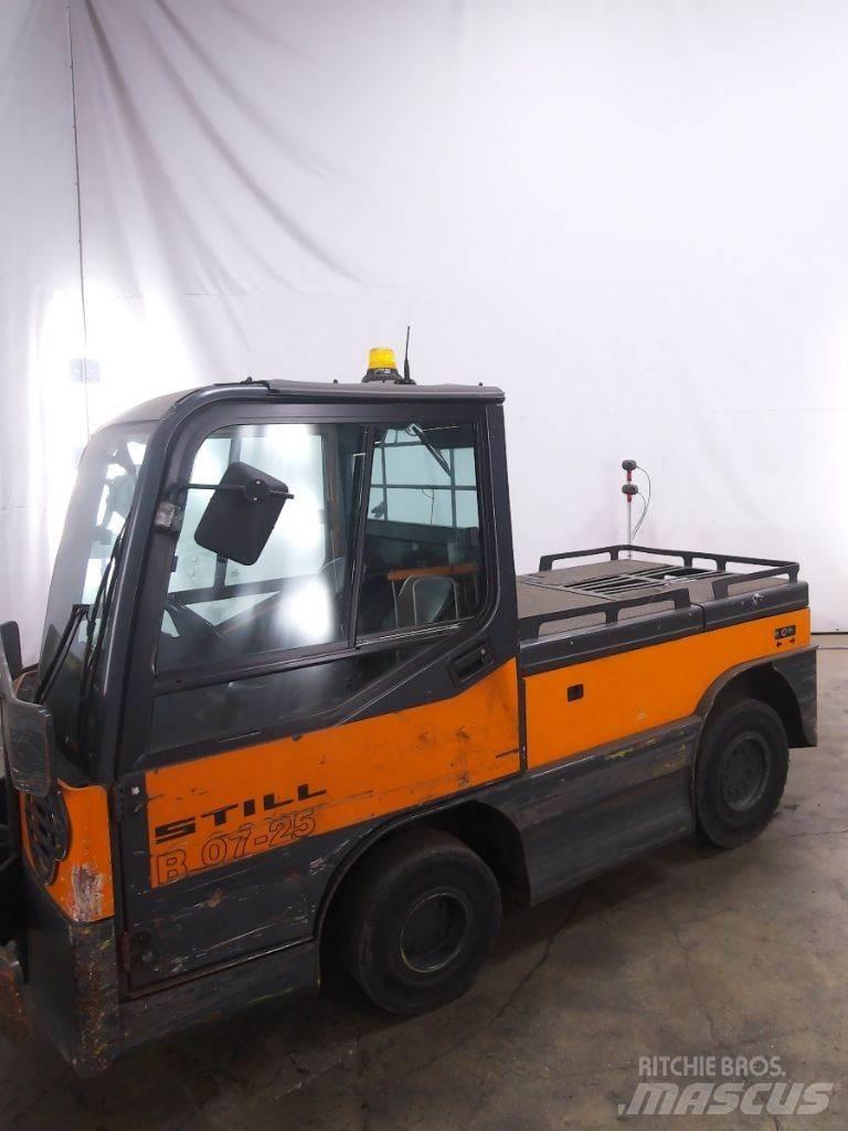 Still R07-25 Chariot remorqueur