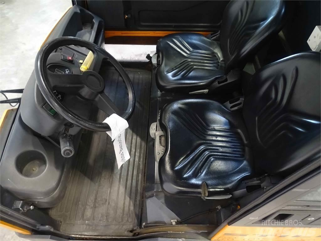 Still R07-25 Chariot remorqueur