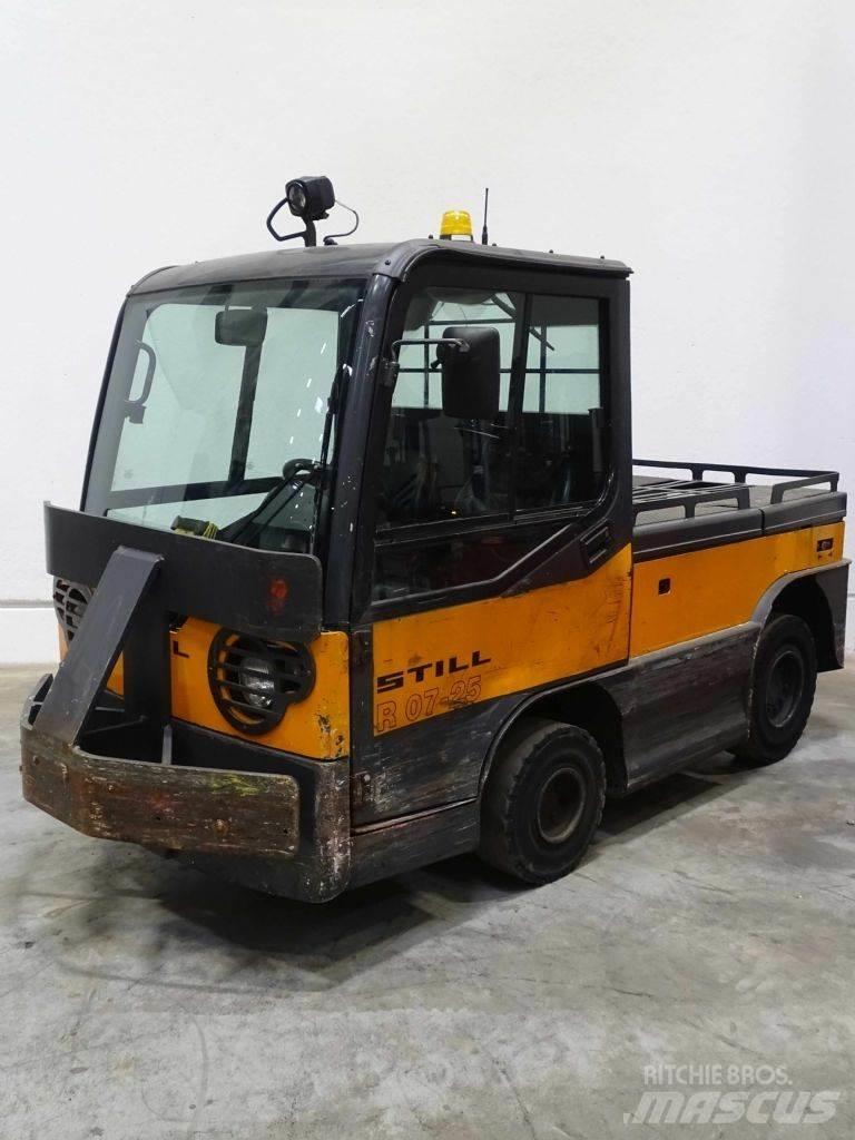 Still R07-25 Chariot remorqueur