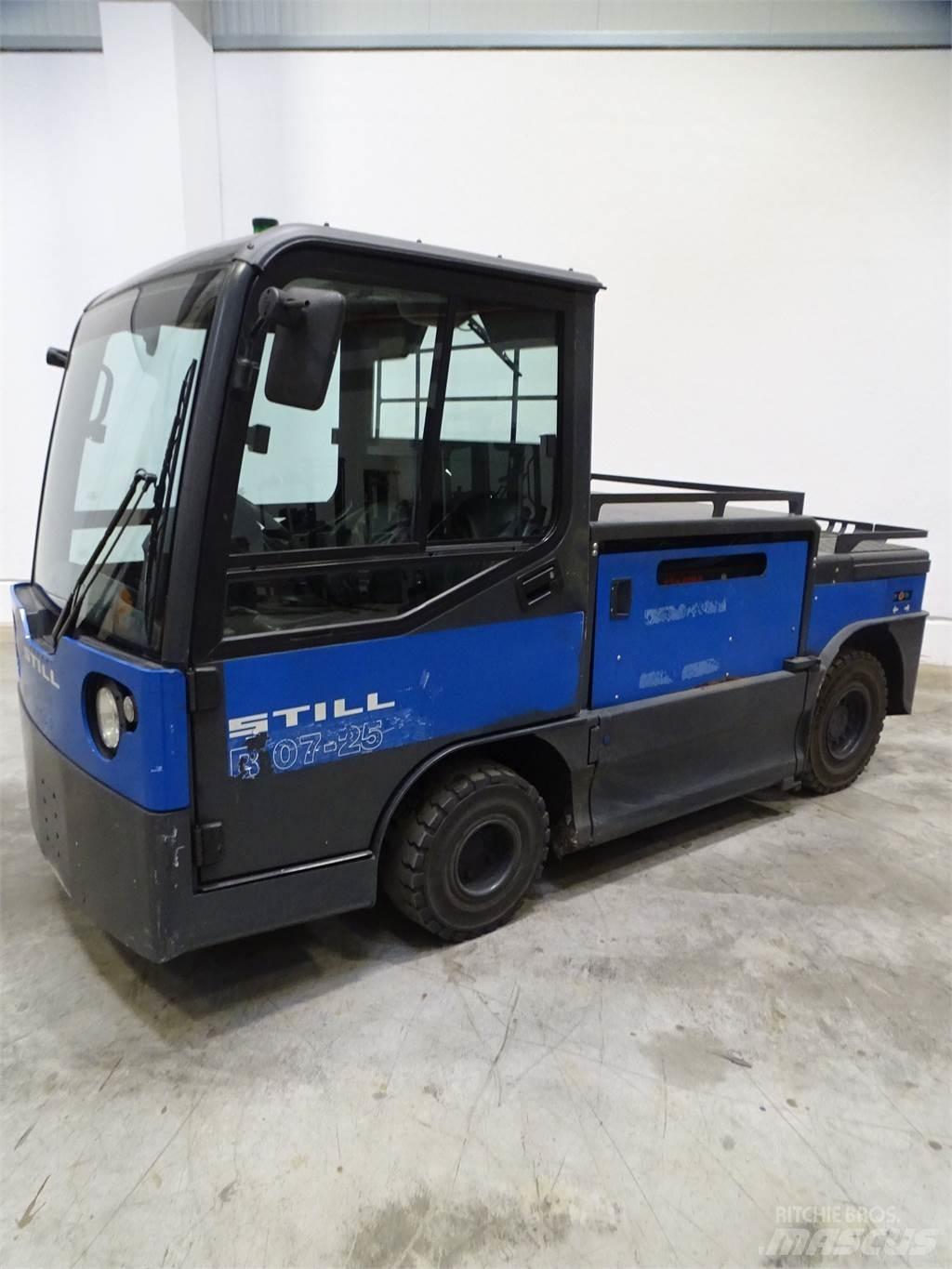 Still R07-25 Chariot remorqueur