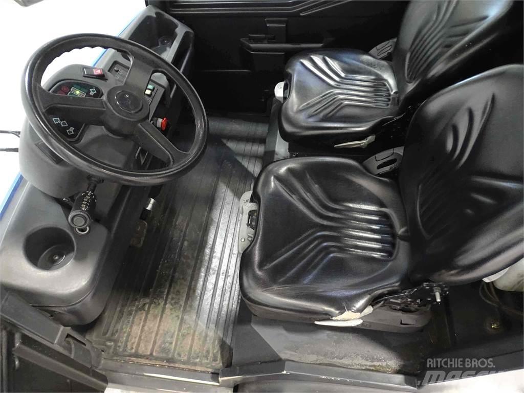Still R07-25 Chariot remorqueur