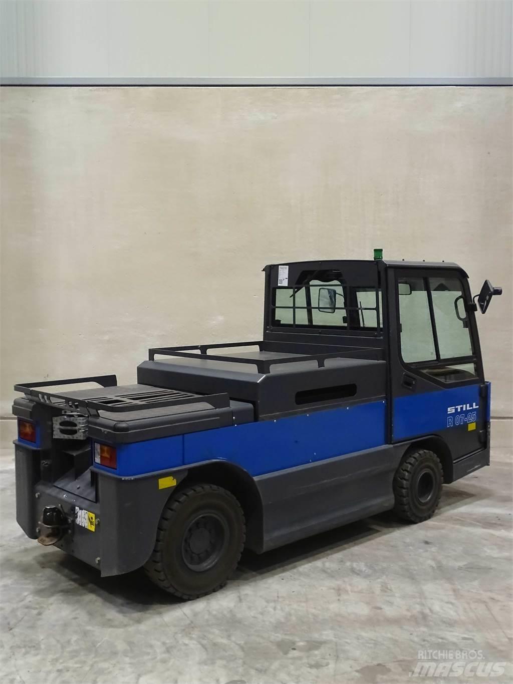 Still R07-25 Chariot remorqueur