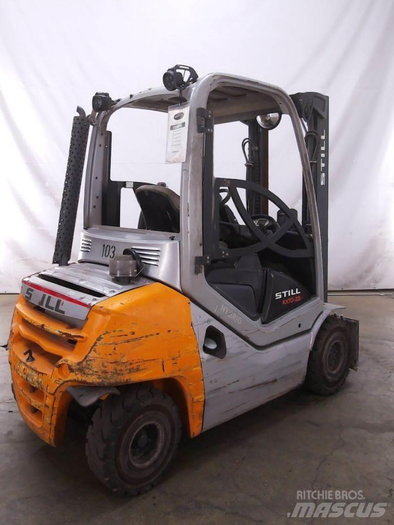 Still RX70-25 Chariots diesel