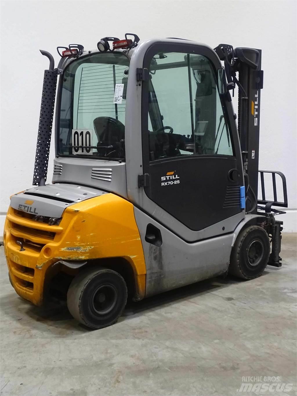 Still RX70-25 Chariots diesel