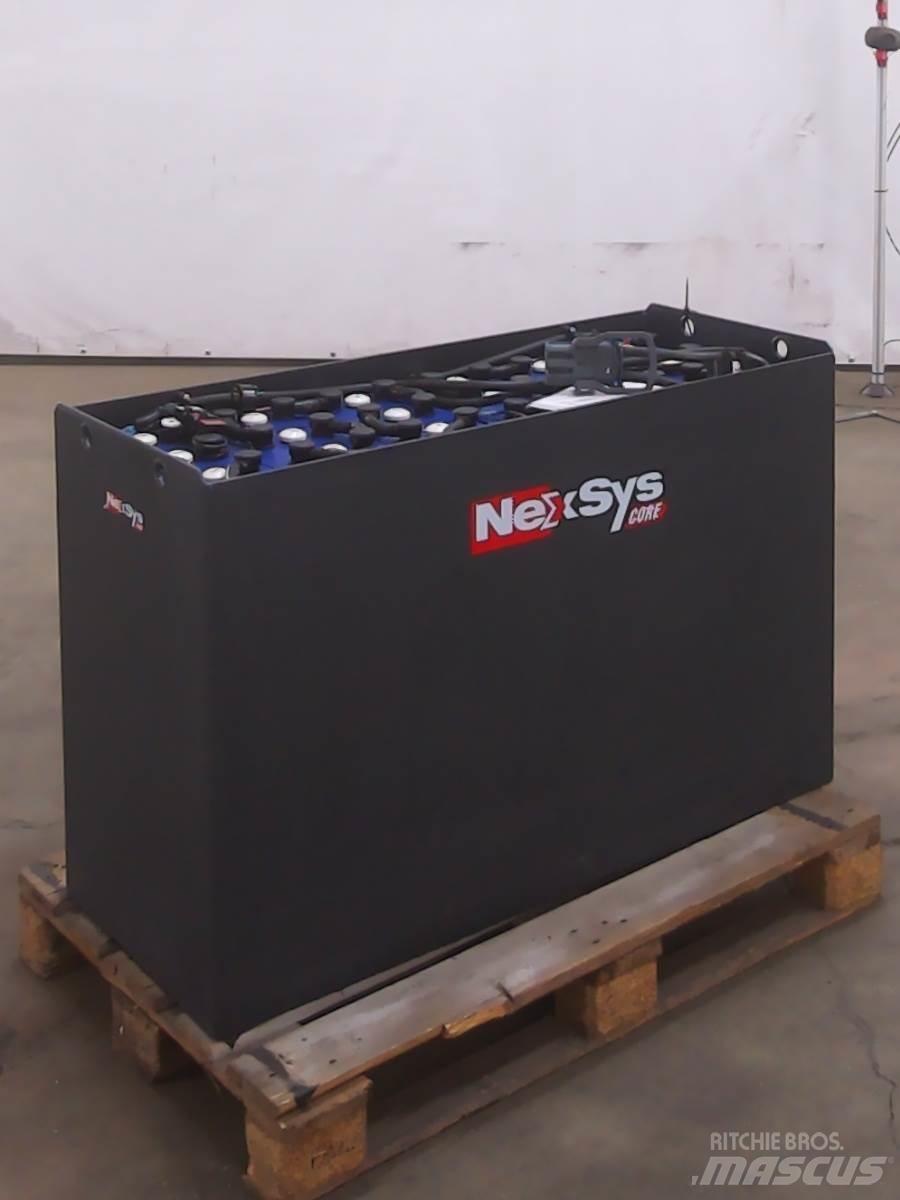  Weitere 48V840AH Autres Chariots élévateurs