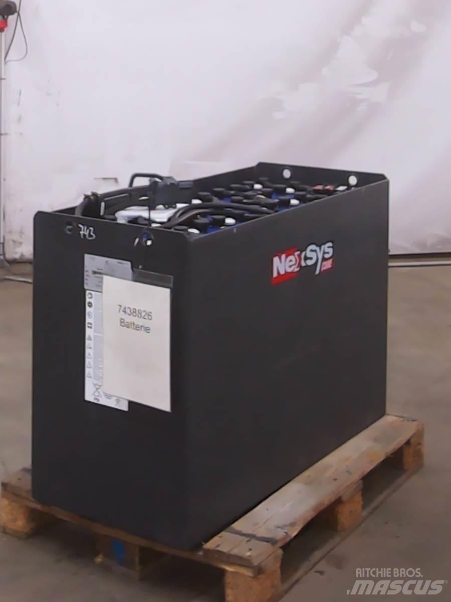  Weitere 48V840AH Autres Chariots élévateurs