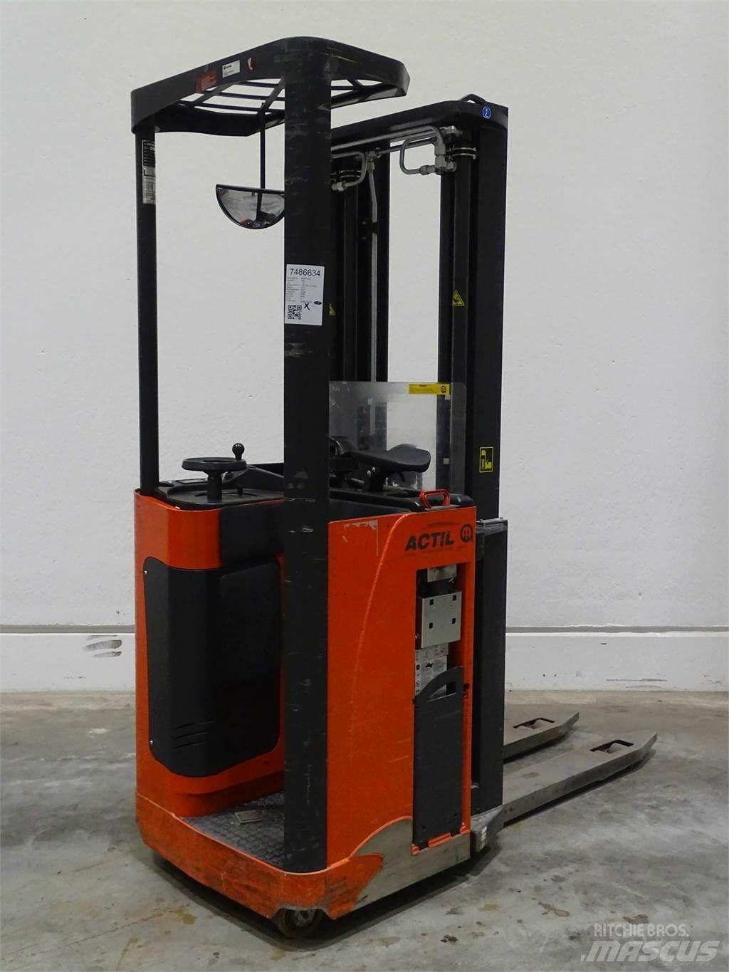  Weitere L13 Chariot à mât rétractable
