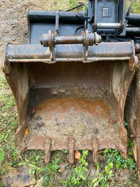 JCB 85Z-2 Pelle sur chenilles