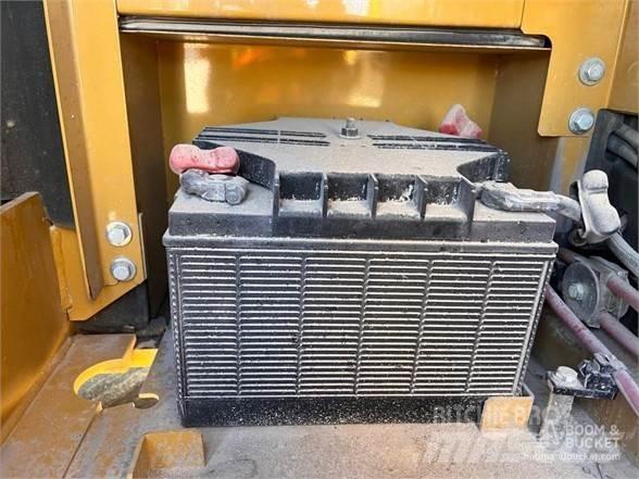 CAT 320 Pelle sur chenilles