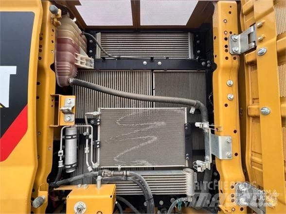 CAT 320 Pelle sur chenilles