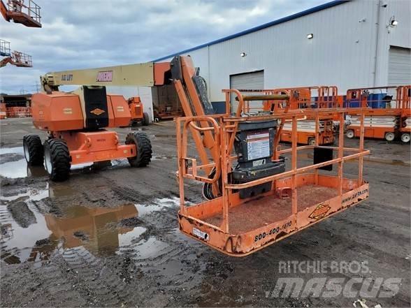 JLG 800AJ Nacelles articulées