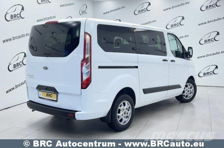 Ford Transit Custom Mini-bus