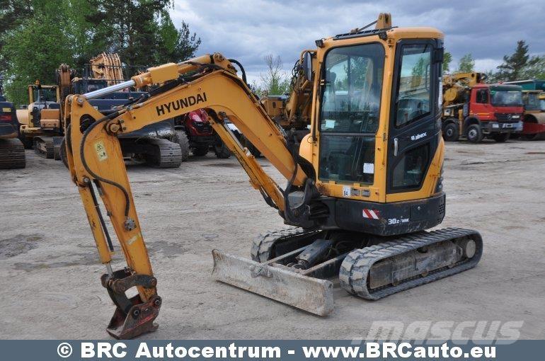 Hyundai R30Z-9AK Mini pelle < 7t