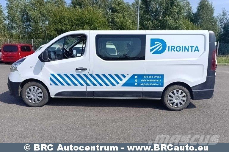 Renault Trafic Mini-bus