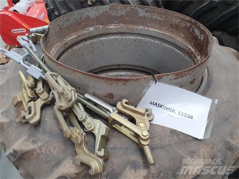  - - -  16.9 R38 Pneus, roues et jantes