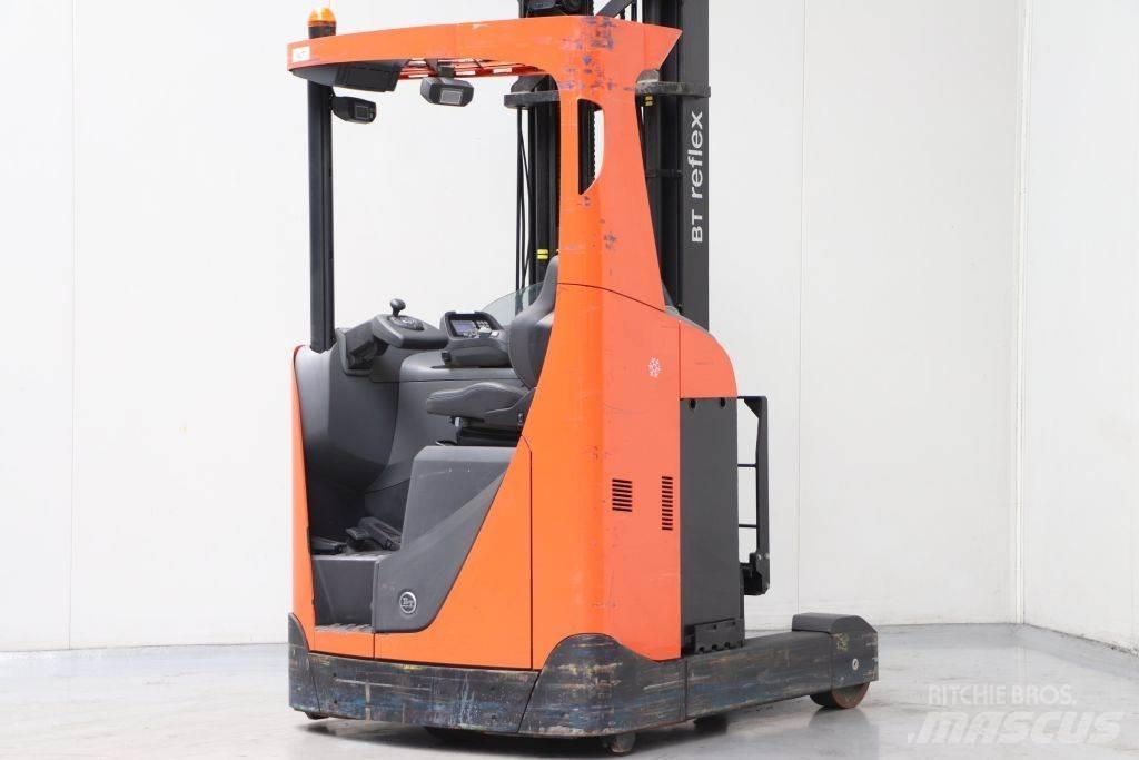 BT RRE160C Chariot à mât rétractable