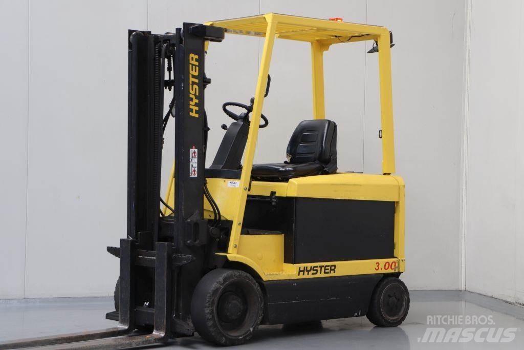 Hyster E3.00XM Chariots élévateurs électriques